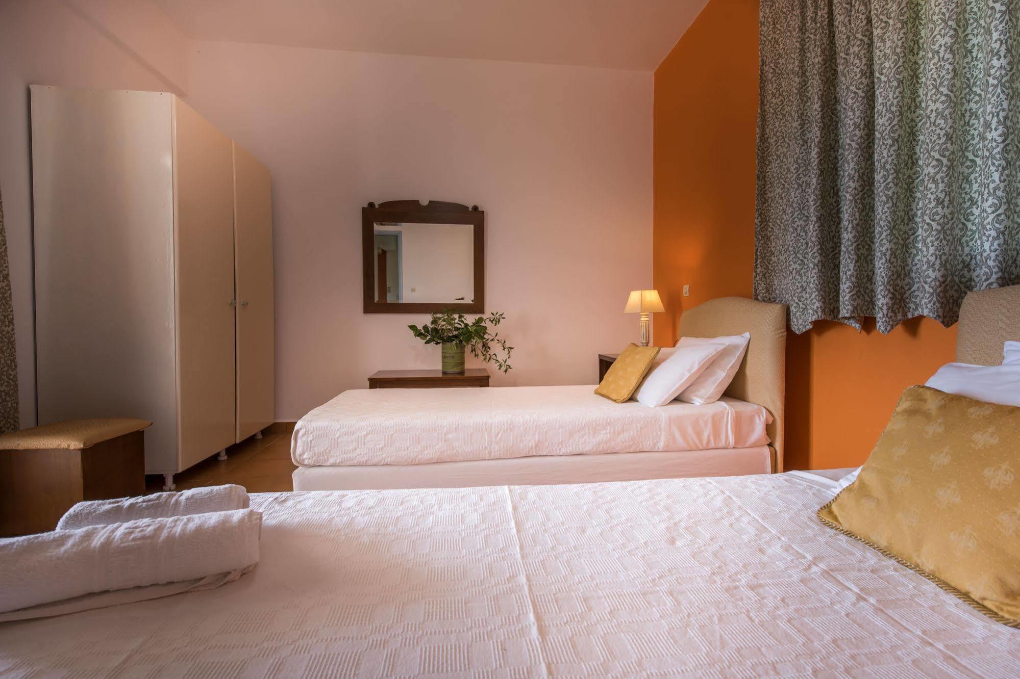 Aparthotel Lofos Soilis à Tragaki Extérieur photo